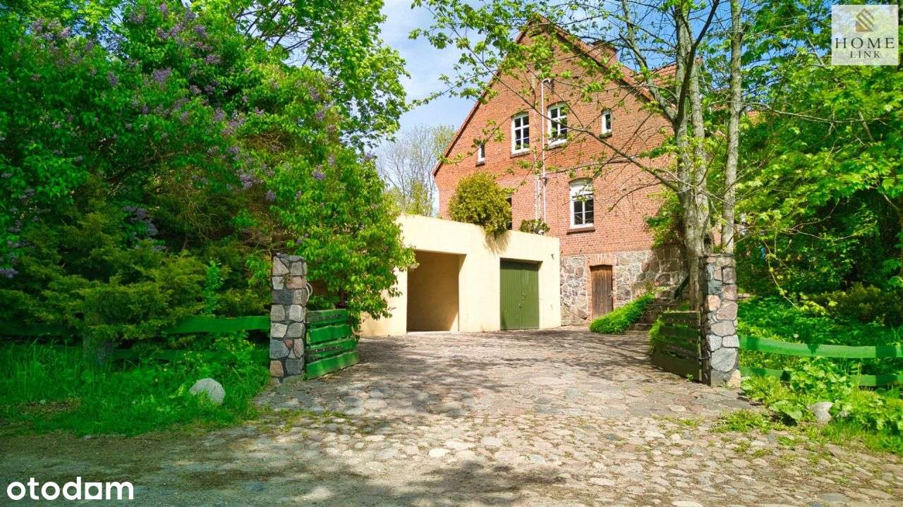 Dom w dawnej szkole nad jeziorem-19