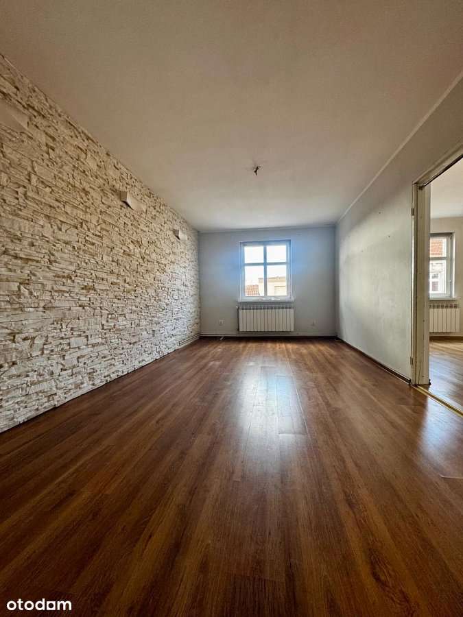 Na sprzedaż przestronne mieszkanie! - Pełny obrazek: 1/12