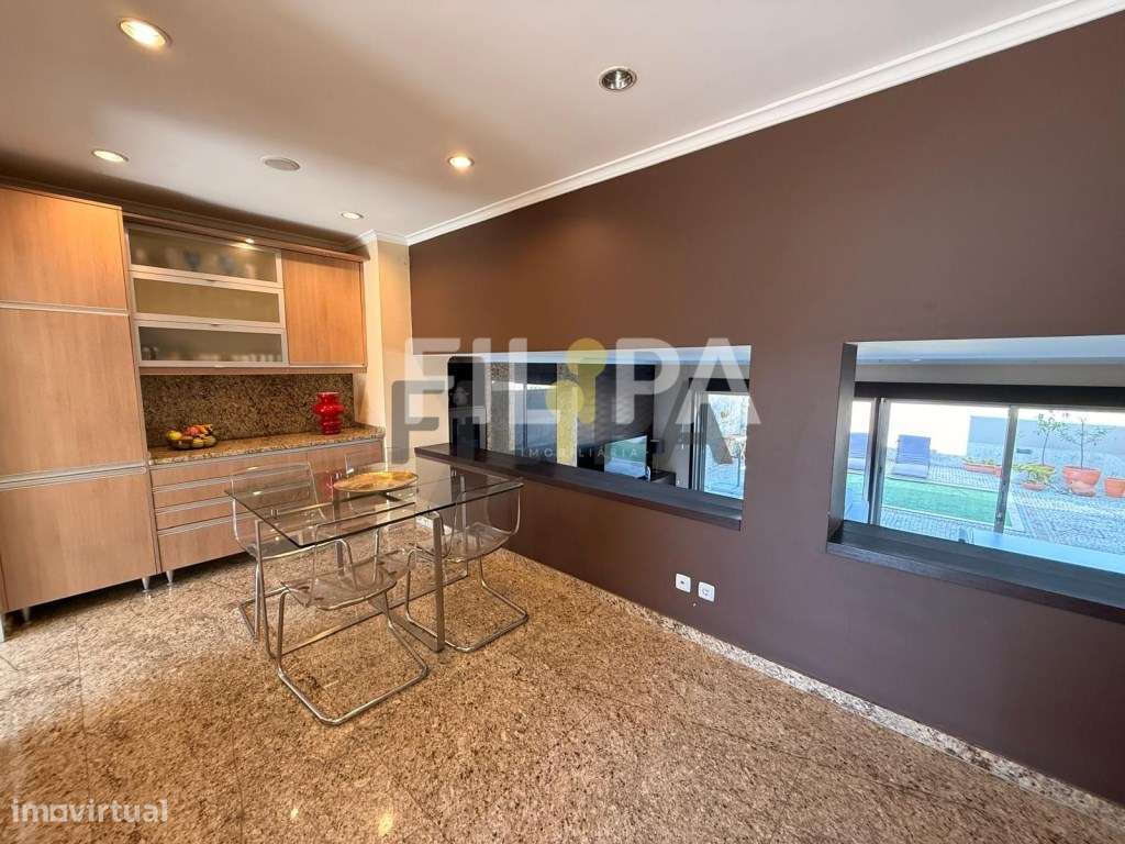 Moradia T5 na Maia com Jardim, Conforto e Excelentes Equipamentos 5...-12