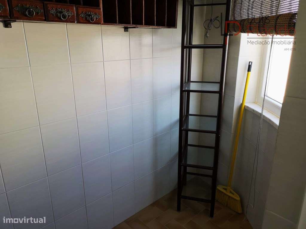 APARTAMENTO T2 +T0 | Sines | Próximo do Centro-17