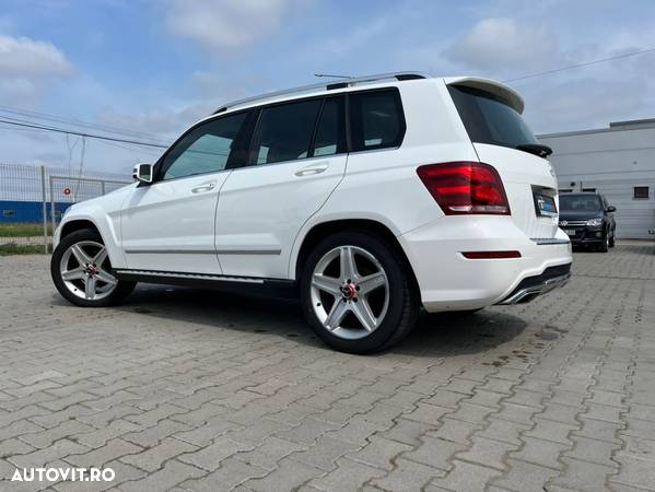 Mercedes-Benz GLK 200 CDI (BlueEFFICIENCY) - 20