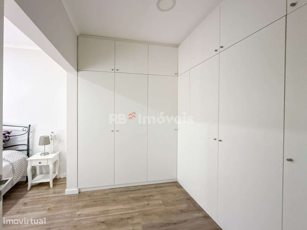 Apartamento T3 Remodelado c/ Varandas - Junto à Estação de Comboios...-21