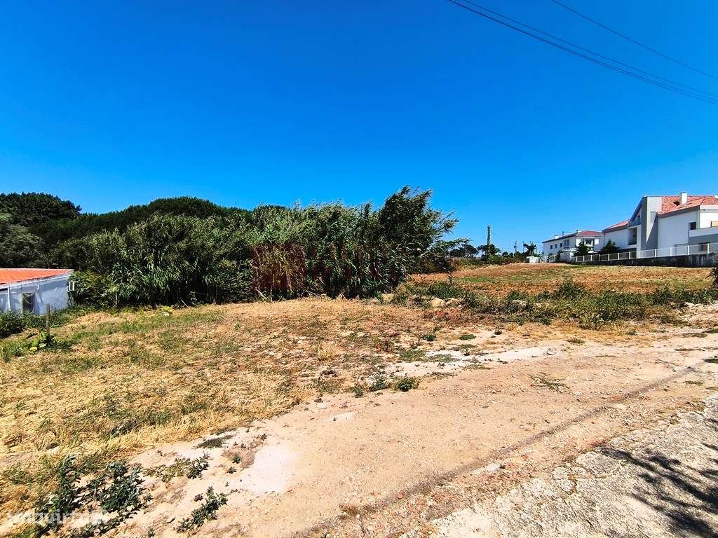 Ericeira - Seixal - Terreno com estudo para 5 moradias isoladas-9