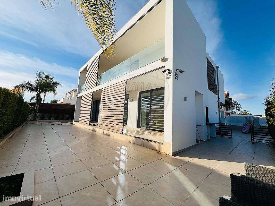 Moradia T5 para arrendamento - Grande imagem: 5/33