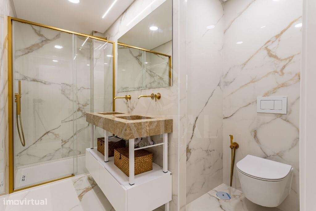 Apartamento T5 Duplex Exclusivo em Primeira Linha de Mar-38