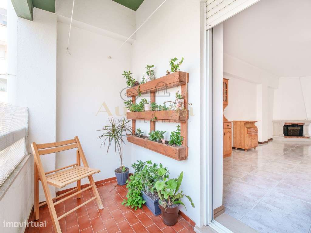 Apartamento T3 com elevador - Centro de Fátima-9