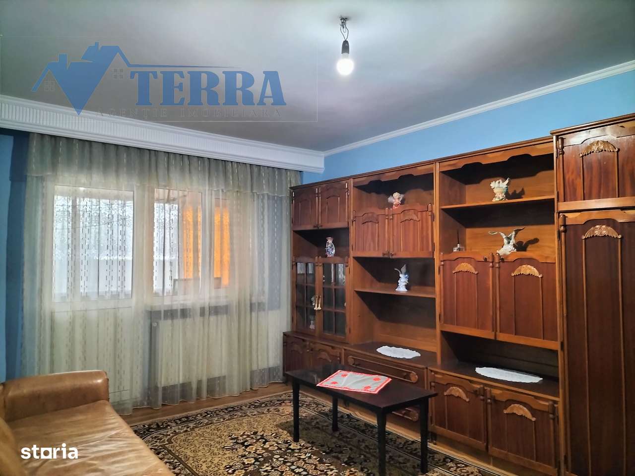 Luminos, spațios, ultracentral - Apartament 3 camere, 79 mp Mioveni-0