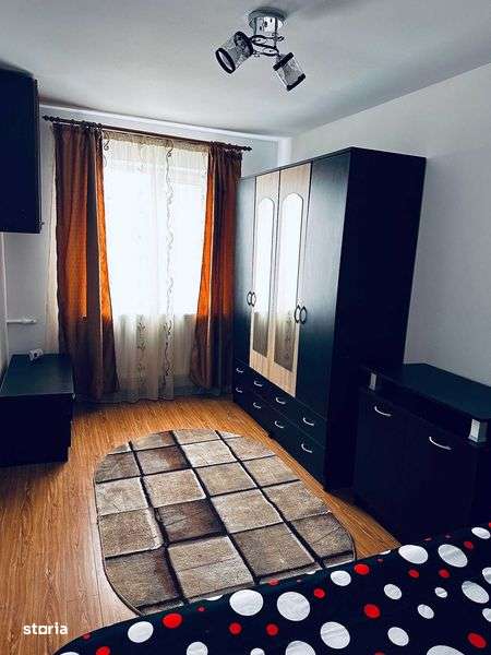 De vanzare apartament 2 camere - Imagine principală: 4/8