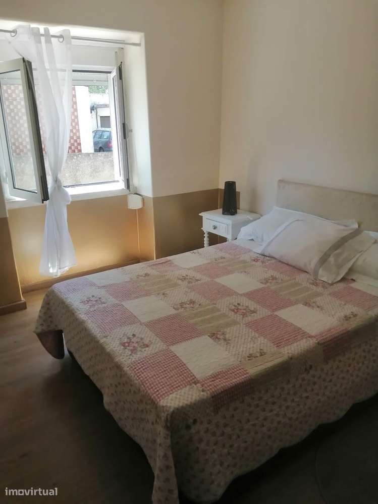 T1 mobilado e equipado para 2 pessoas - Grande imagem: 2/16