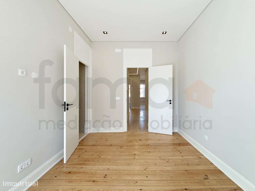 T3 Remodelado na Av. Almirante Reis-30