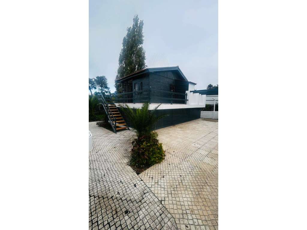 Moradia Isolada T3 em lote de 667m2 em Lagoa de Albufeira, Sesimbra-6