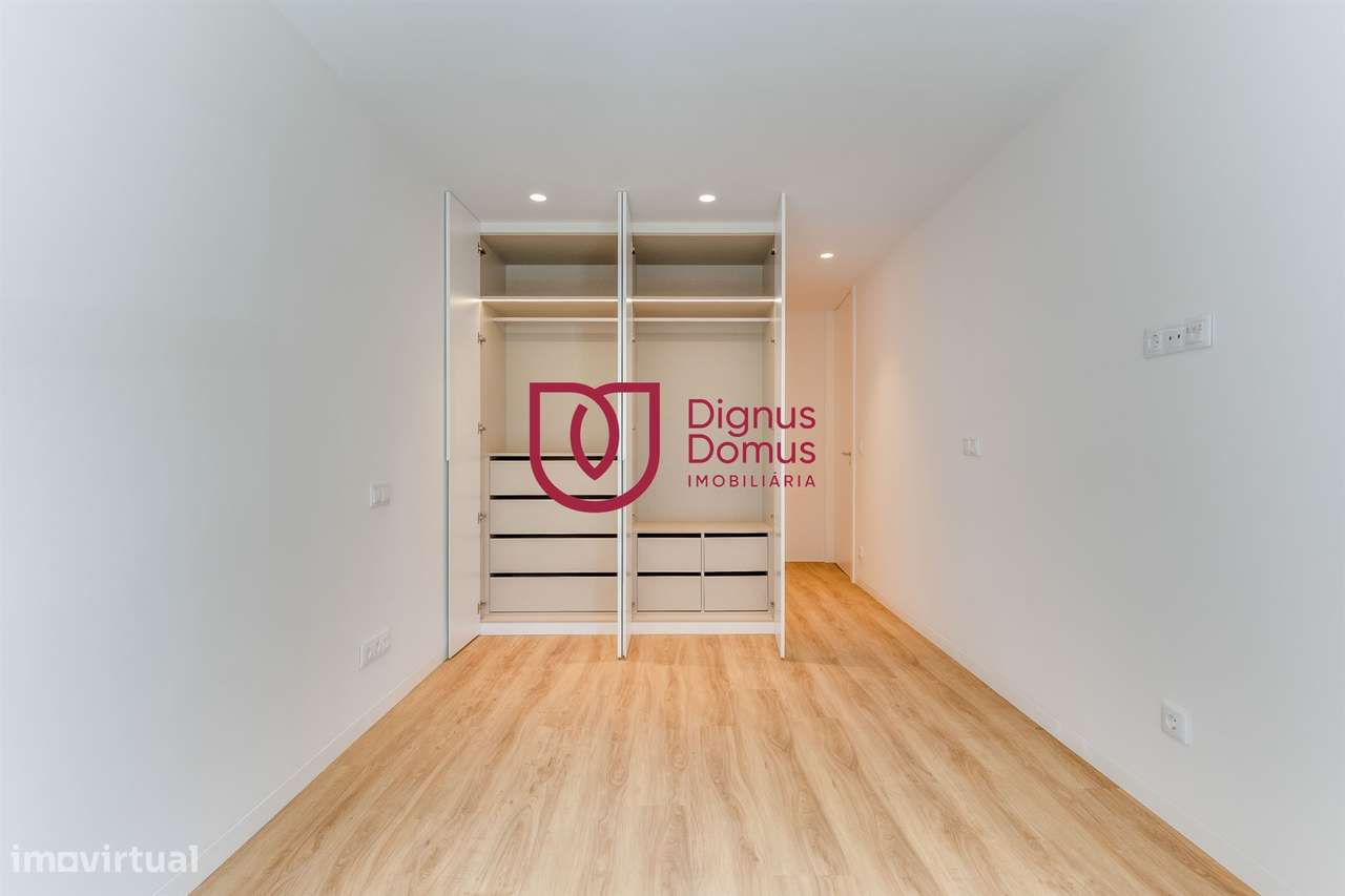 Apartamento T3 com 2 Lugares de Garagem — Centro de Gaia-33