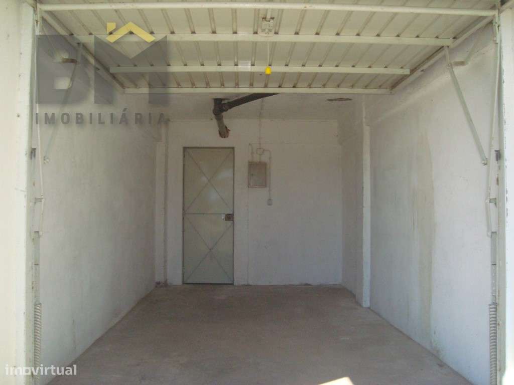 Garagem fechada - Grande imagem: 3/3