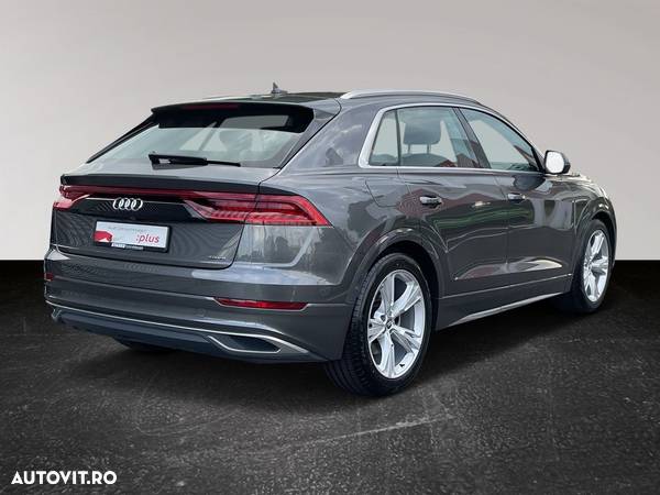 Audi Q8 - 6