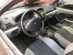 Dezmembrez Renault Clio 2004 dci gri inchis - 5