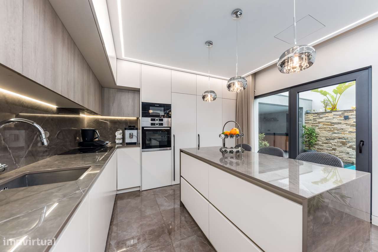 Moradia T4 Ramada | Piscina | Espaço exterior-11