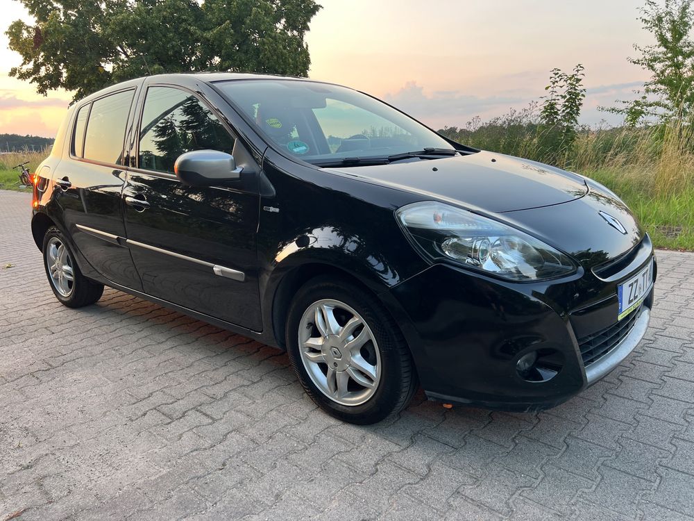 Renault Clio III (2005-2012) 1.6 16V Night&Day 2012