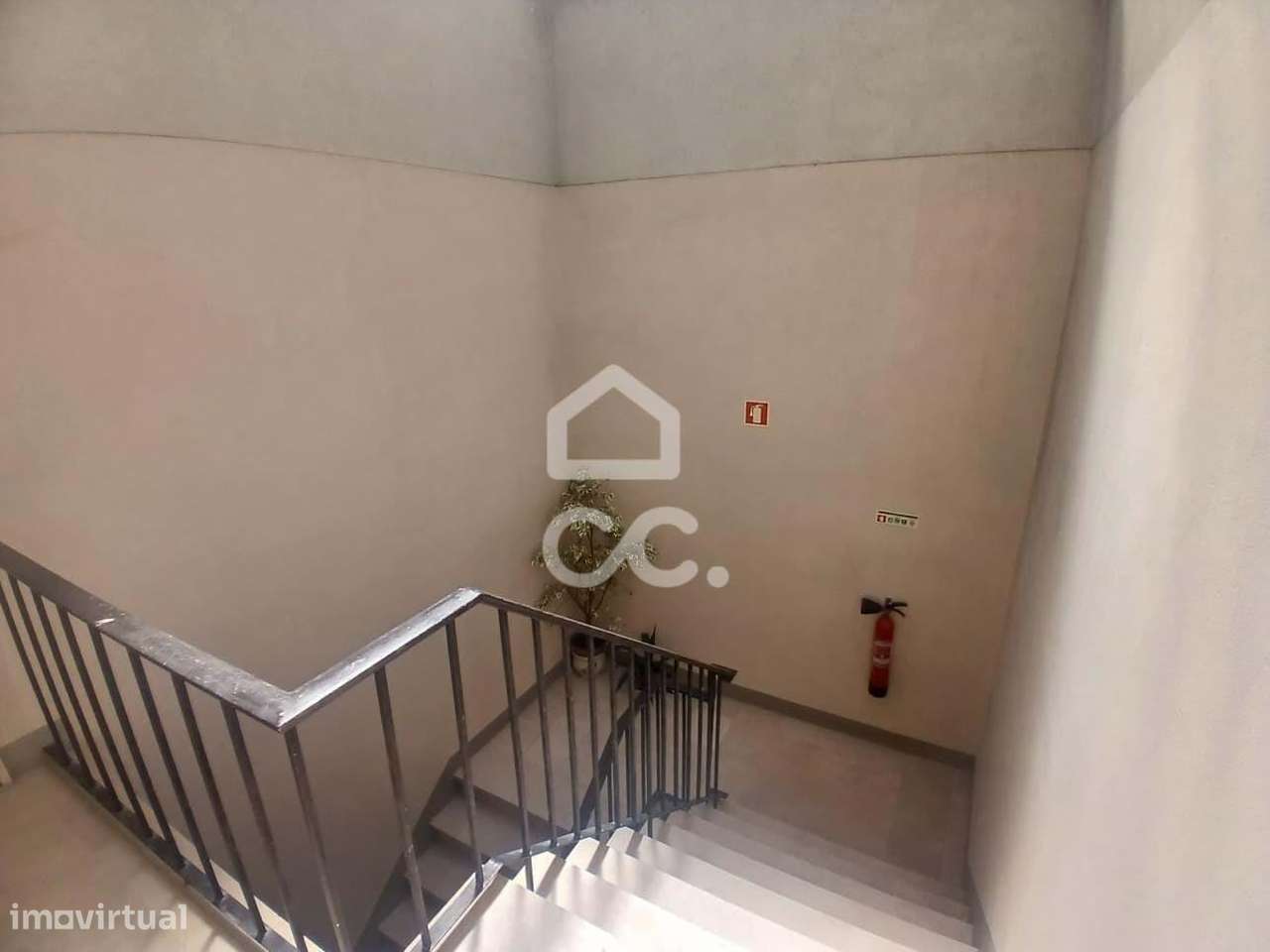 Apartamento T3 com Vista Cidade em Agualva e Mira-Sintra-19