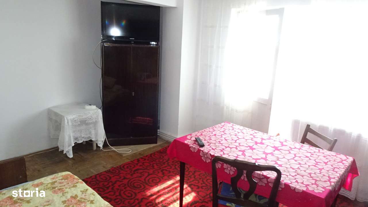 Inchiriez garsoniera in Deva, zona Bdl. Decebal (Ulpia), etaj 7, - Imagine principală: 3/15