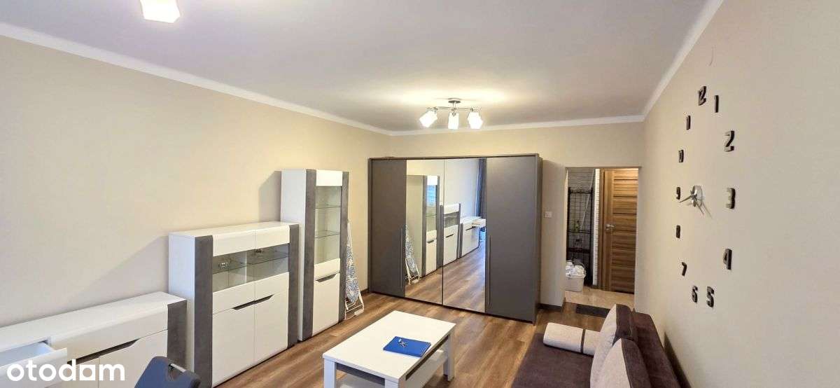 Komfortowa kawalerka w centrum Katowic!-1