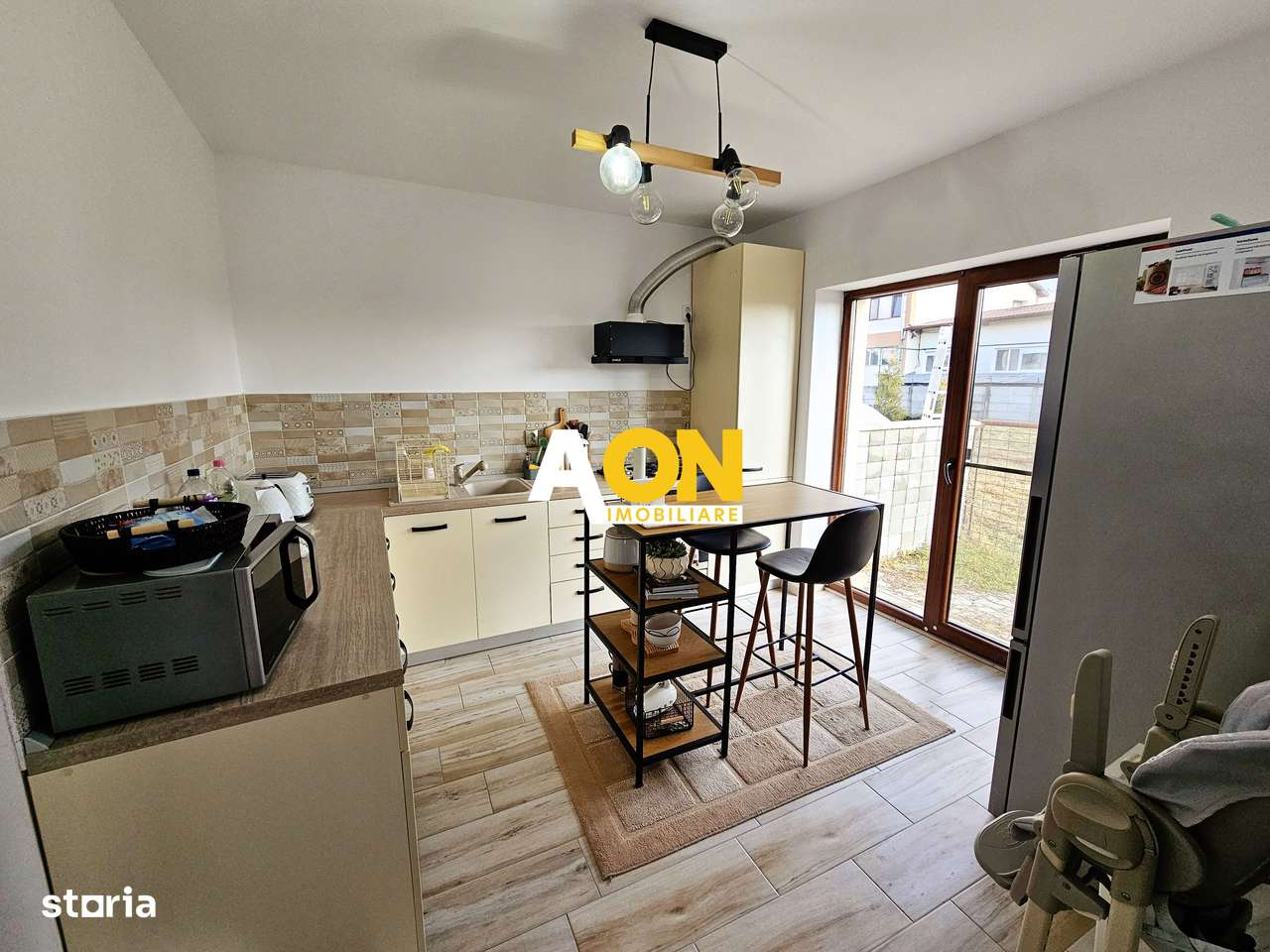 1/2 Duplex, 4 camere, mobilat, utilat, 230 mp, zona Lipoveni - Imagine principală: 5/20