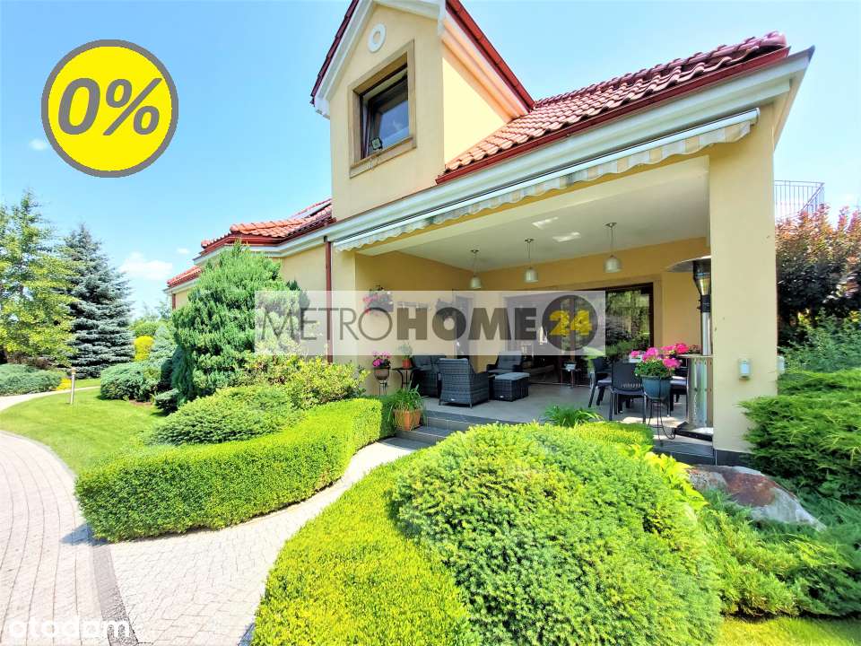 0% Prowizji -Piękny dom otoczony zielenią ogrodu w spokojnej okolicy!-1