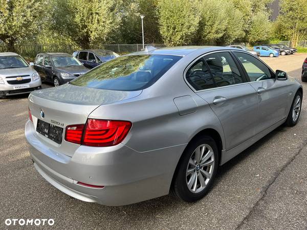 BMW Seria 5 520d - 3