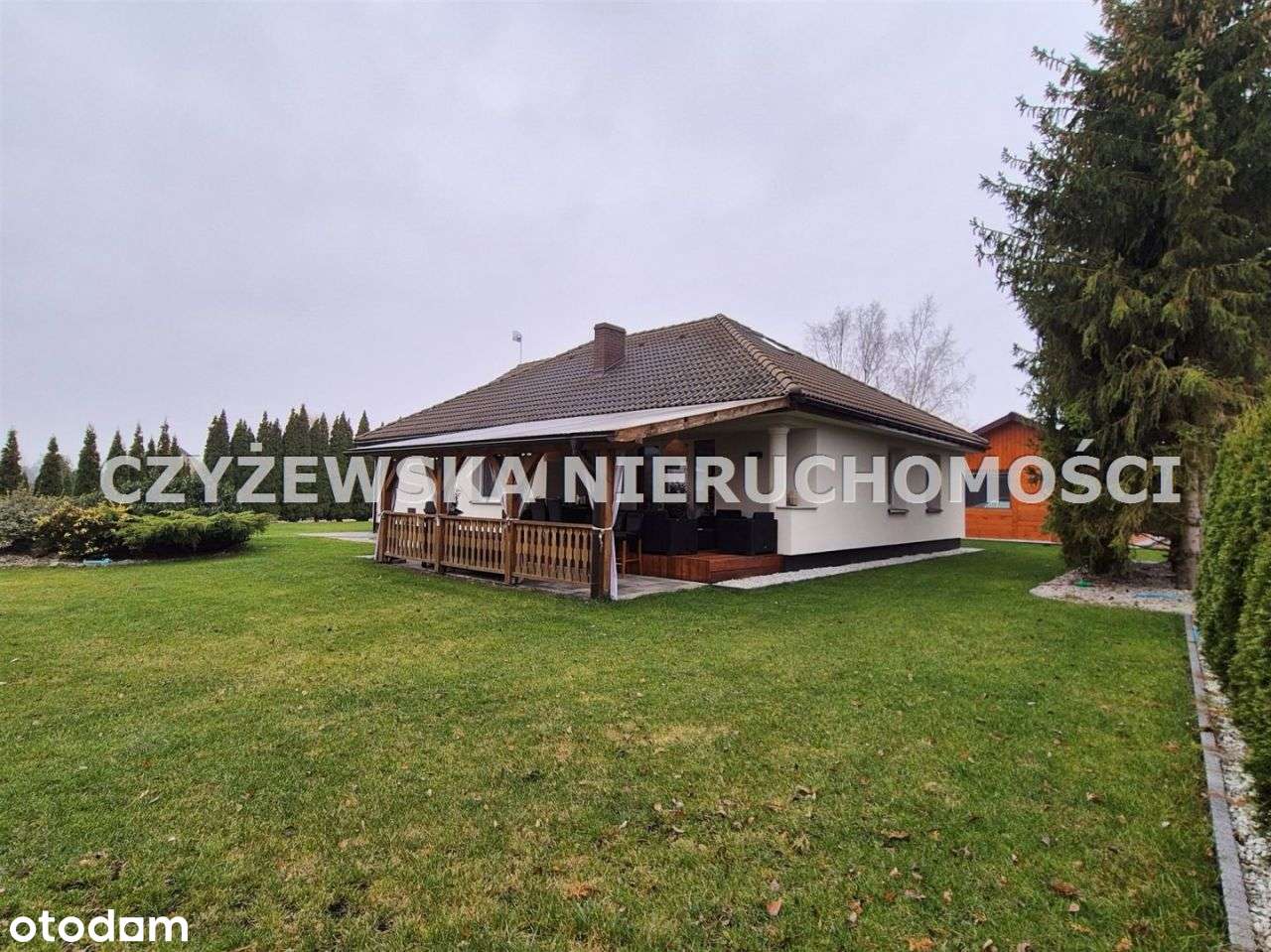 Dom Jednorodzinny Wraz Z Dużym Garażem W Pakiecie!-15