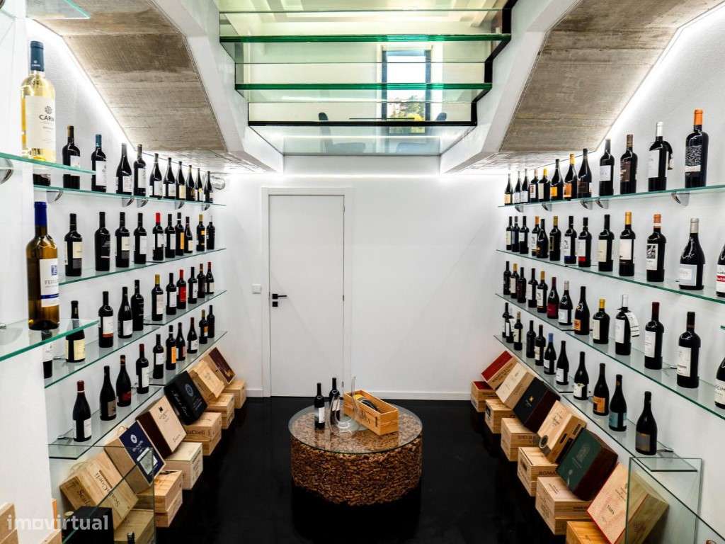 Edifício Hoteleiro Exclusivo à Venda no Centro Histórico de Leiria - Grande imagem: 4/42