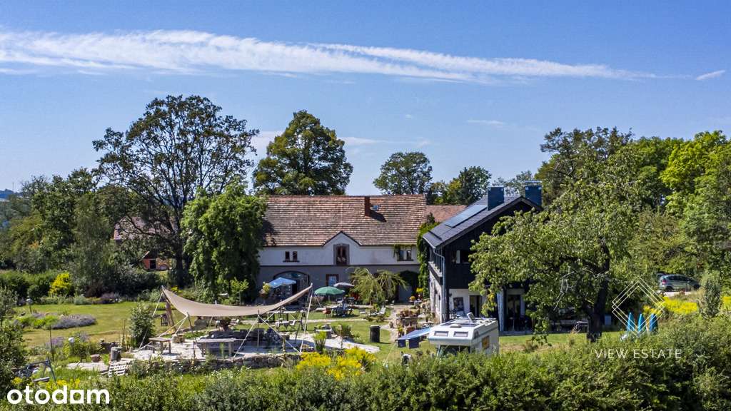 Wyjątkowy artystyczny dom na wzgórzu z pensjonatem-16