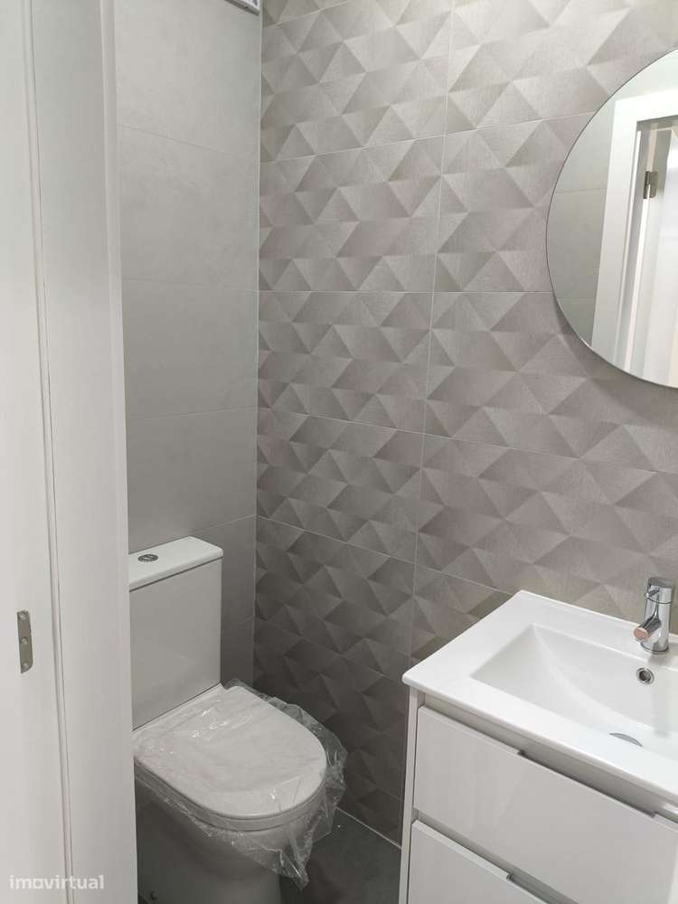 Apartamento T2 no Porto perto da Av Fernão Magalhães-2