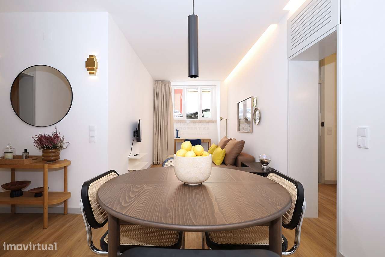 Apartamento T1 – Lapa – 70m2  Renovado – Mobilado - Grande imagem: 4/25