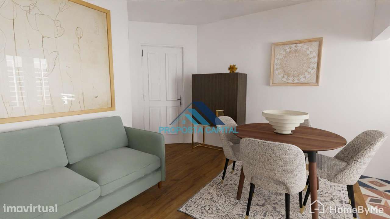 Apartamento T1 com pátio de 22 m2 - Para Recuperação Total - Grande imagem: 3/19