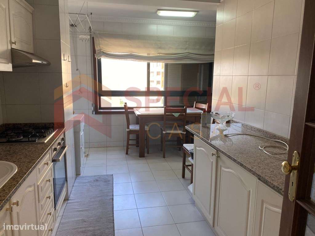 Apartamento T2 Mobiliado Pronto a Habitar-11