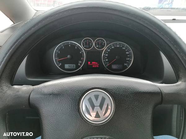 Volkswagen Sharan - 10