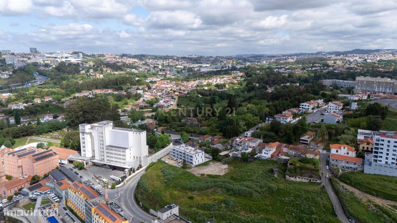 T2 Único com Terraço de 277m² | Valbom, Gondomar-34