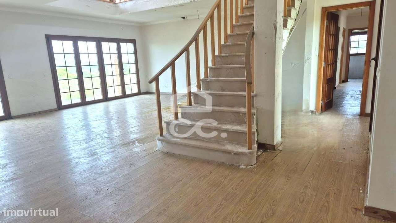 Moradia V3 para restauro-19