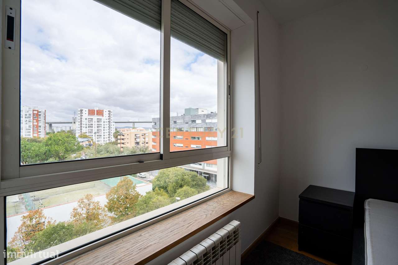 T2 Parque das Nações, Mobilado, com Parqueamento e Arrecadação - Grande imagem: 4/24