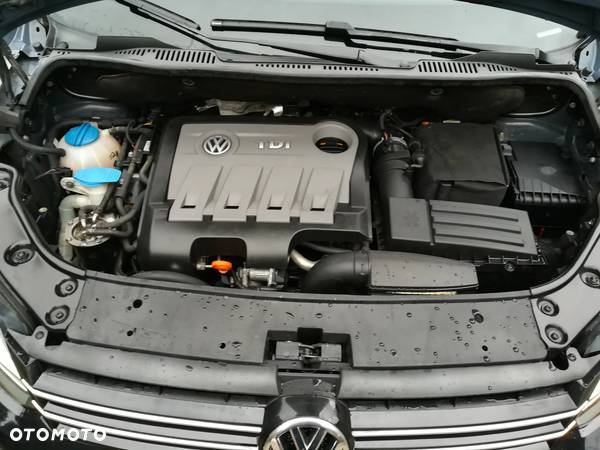 Volkswagen Touran 2.0 TDI DPF Comfortline - 16