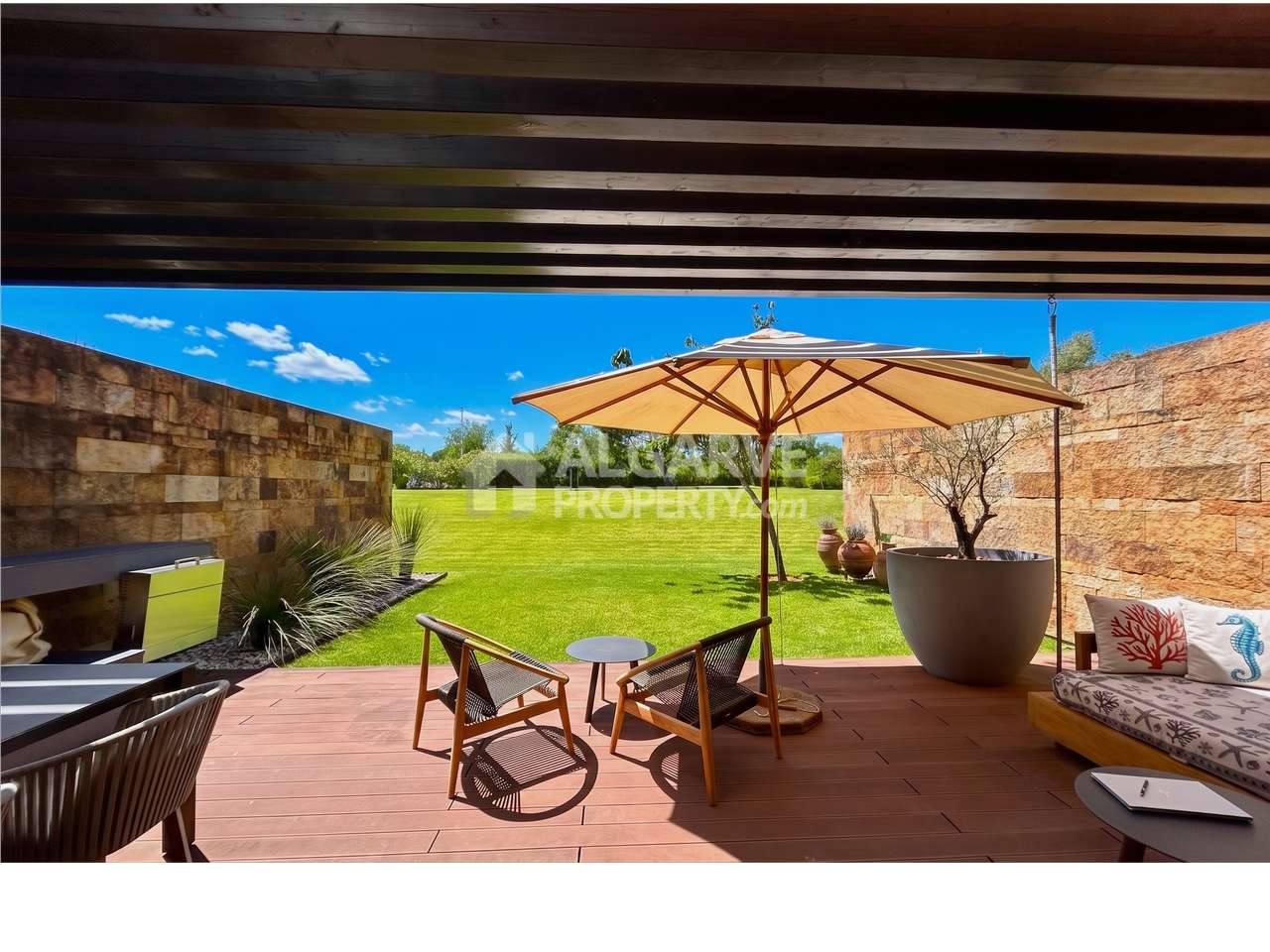 Moradia Contemporânea de 5 quartos no condominio l'Orangerie em Vilamo-14