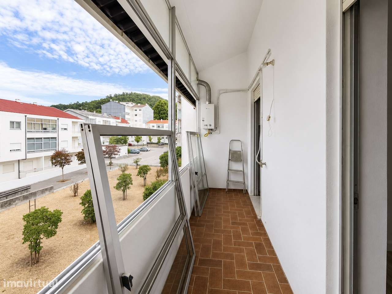 Apartamento T2 com garagem em Darque, Viana do Castelo-7