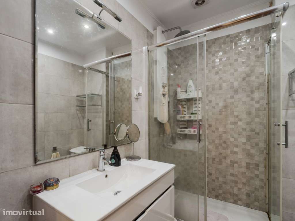 T2 com terraço - Encosta do Sol-9