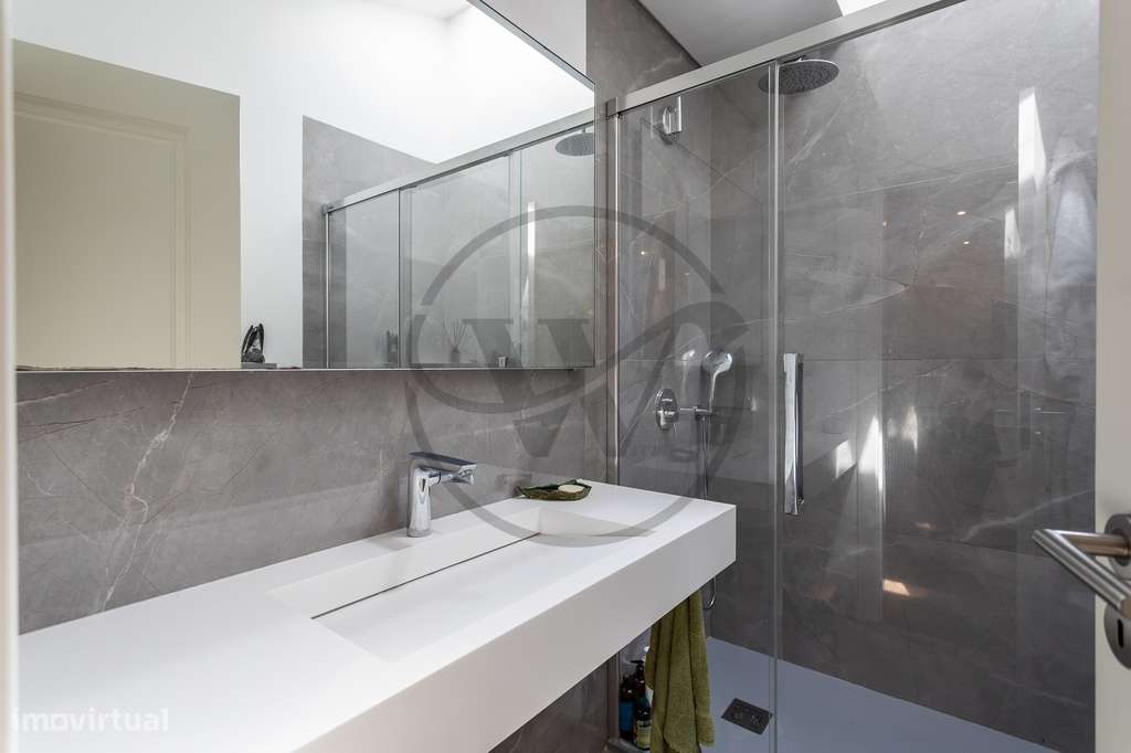 Prédio Misto Remodelado – Centro Histórico de São Pedro de Sintra-13