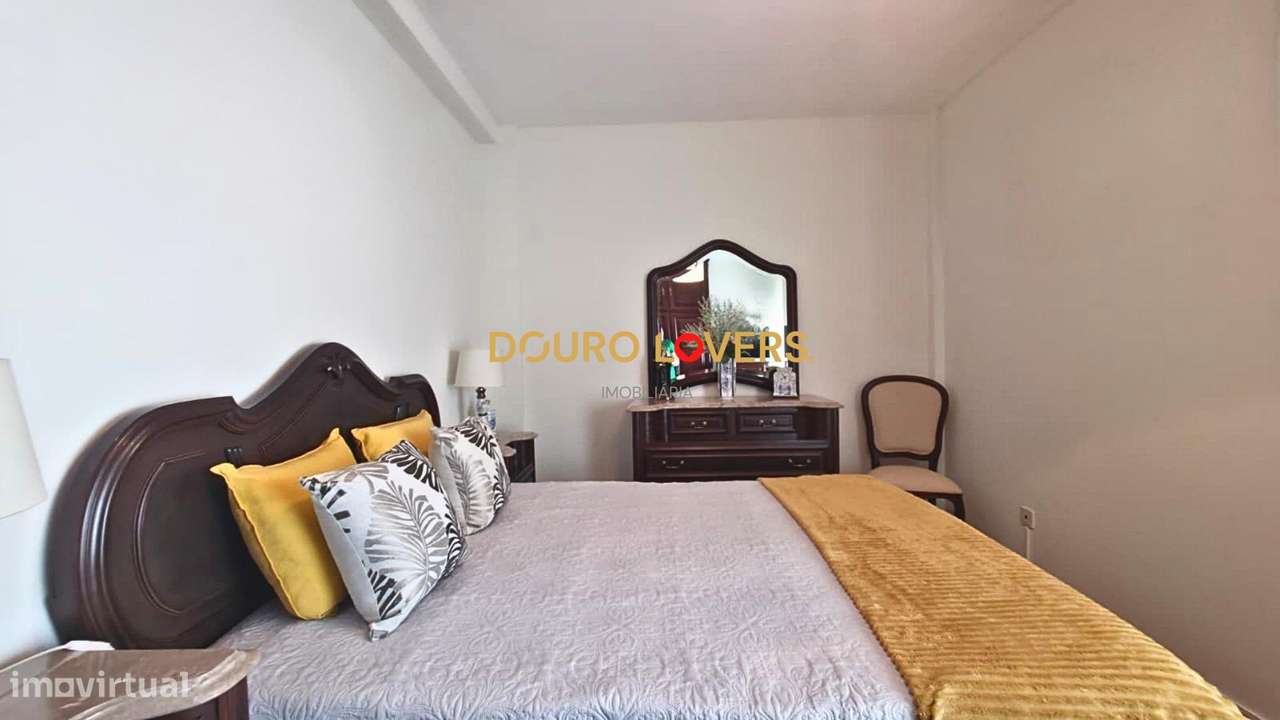 Apartamento T2 em Rio Tinto – Excelente Estado, com Garagem-22