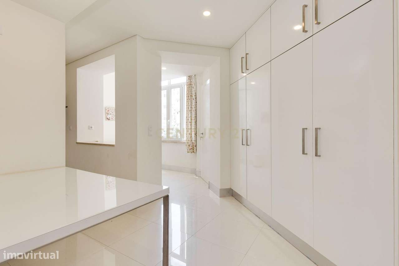 Fantástico Apartamento T4 na Alameda Dom Afonso Henriques – Localizaçã-14