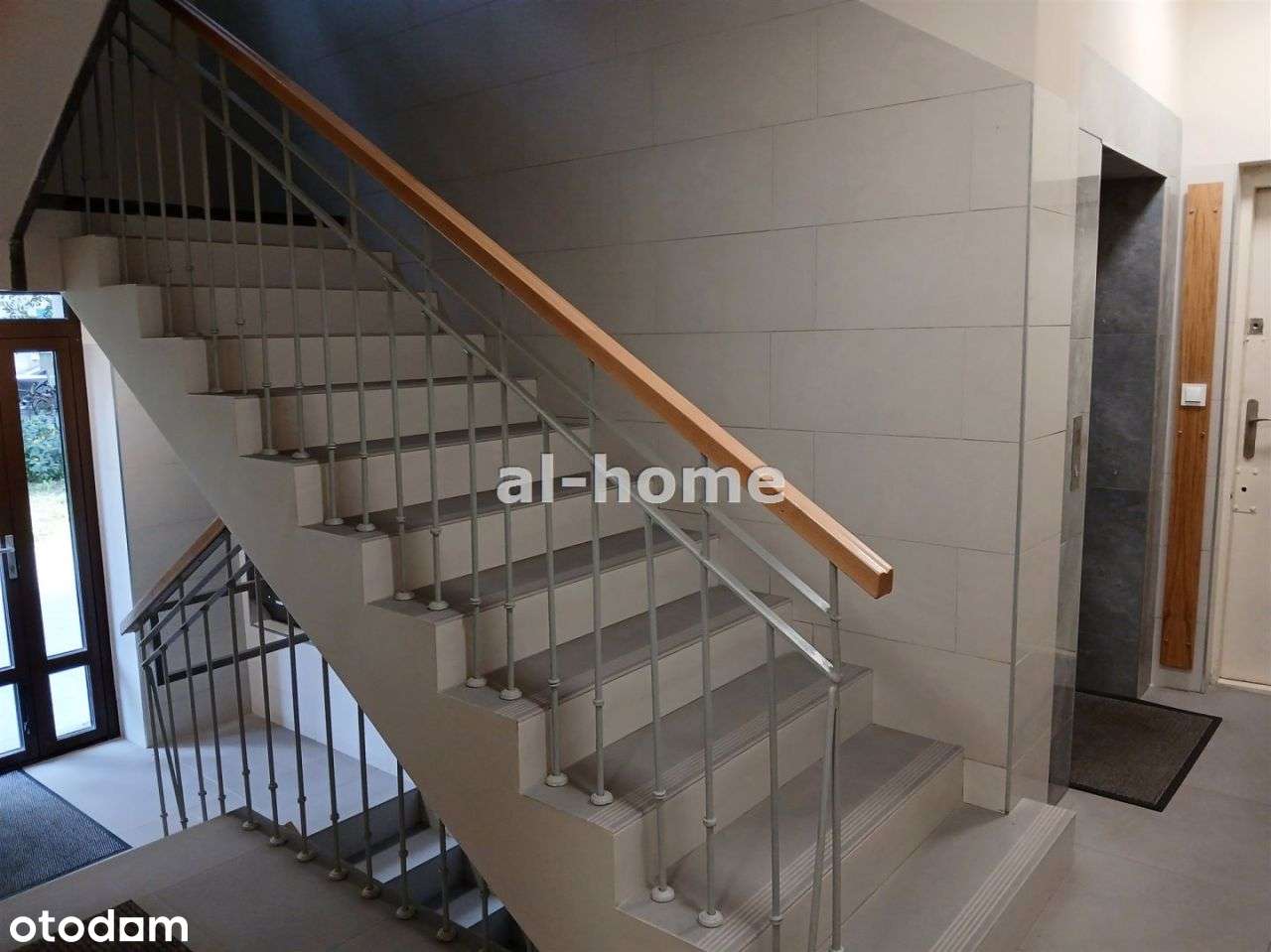 Blisko metra, winda, wysokie 3,15m-9