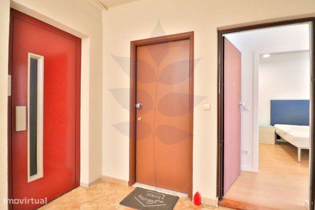 Venda Apartamento T0+1 em São Victor - Mobilado e Equipado-11