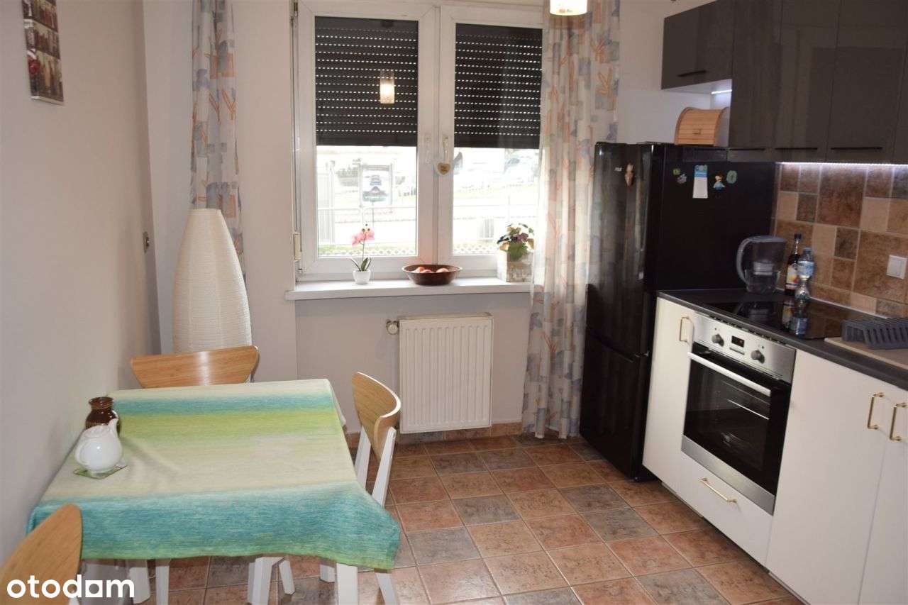 z tarasem Klimatyczne 37,20m,K.Kołłątajowskiej.2001r,Dzwoń.-5