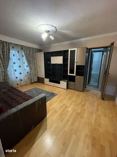 Apartament 2 camere etaj 1 Miron Costin - Imagine principală: 5/8