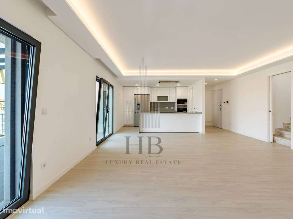 Apartamento T2 com Rooftop Privado, Piscina e Vista Panorâmica-4